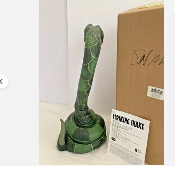 71” Bendable Animated Striking Cobra Snake Prop #4349 Halloween Decor Home Depot - Picture 5 of 6